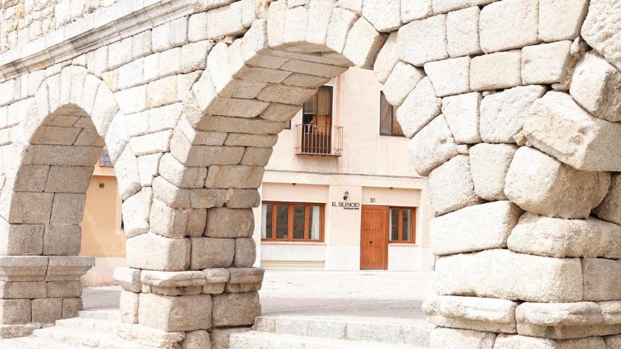 El Silencio Boutique Room Сеговия Екстериор снимка